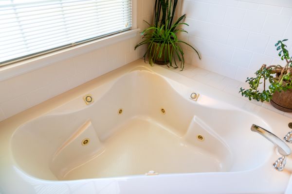 Soaking Tub Installation in Fort Wayne